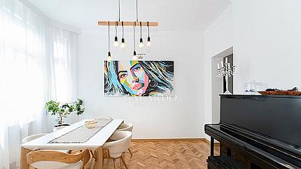 Designer four bedroom apartment near the Levski Monument, Center