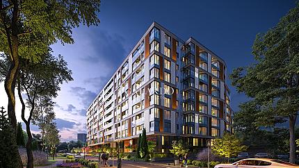 Тристаен апартамент с двор в кв. Полигона