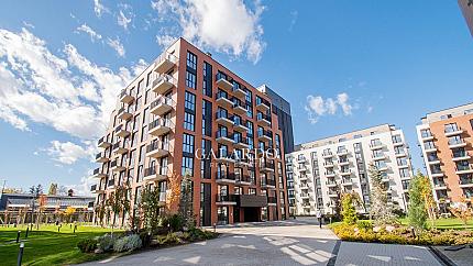 Two-bedroom apartment in a gated complex in Krasno Selo