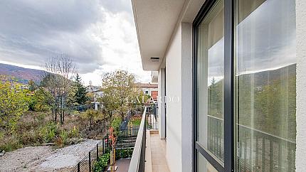 Stylishly furnished new two-bedroom apartment in Krastova Vada district