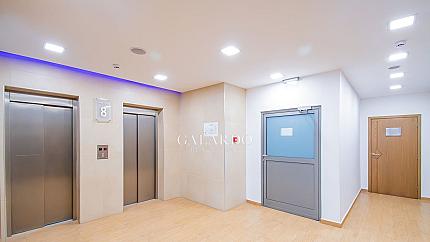 Furnished office in a luxury office building in the district Druzhba 2