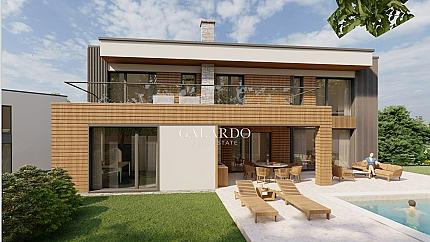 Самостоятелна къща за продажба в с.Бистрица