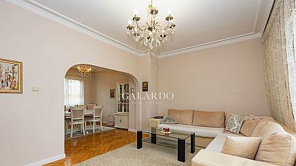 Sunny 2 Bedroom apartment