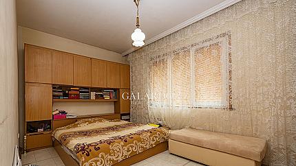 Sunny 2 Bedroom apartment