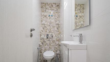 Luxuriously furnished three-room apartment for rent in Dianabad