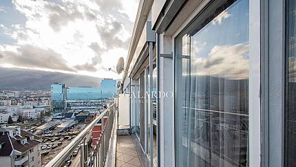 Просторен мезонет в кв. Борово