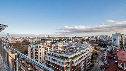 Просторен мезонет в кв. Борово