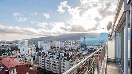 Мезонет с две спални на бул.България