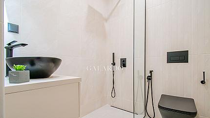 Stylishly furnished new two-bedroom apartment in Krastova Vada district