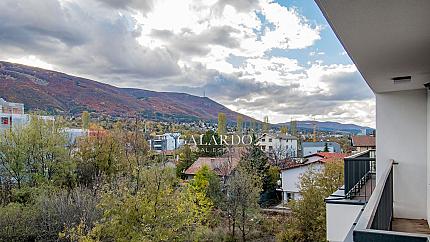 Two-bedroom apartment in a boutique building in Krastova Vada