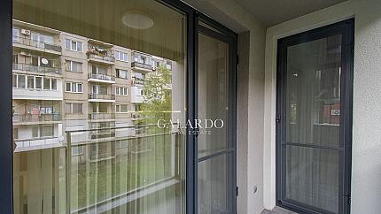 Luxuriously furnished three-room apartment for rent in Dianabad