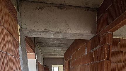 Spacious three-bedroom apartment in Karpuzitsa district