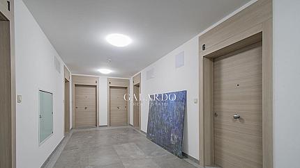 Luxuriously furnished three-room apartment for rent in Dianabad