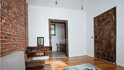 Brand new one-bedroom apartment in Top Center