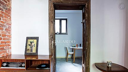 Brand new one-bedroom apartment in Top Center