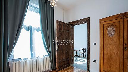 Brand new one-bedroom apartment in Top Center