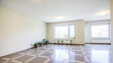 Просторен офис на бул. Тотлебен