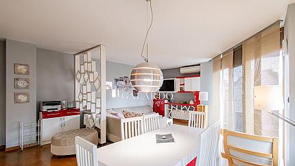 Aпартамент с две спални  под наем в кв. Белите брези