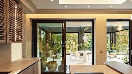 Дизайнерска къща с несравнима архитектура и локация