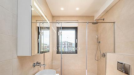 Чисто нов четиристаен апартамент в Гаритиж парк