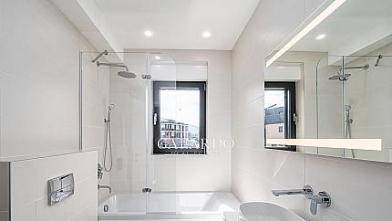 Чисто нов четиристаен апартамент в Гаритиж парк