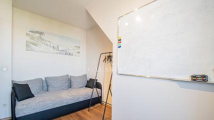 Апартамент с три спални в имиджова сграда в Лозенец