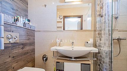 Апартамент с три спални в имиджова сграда в Лозенец