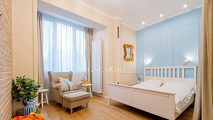 Двустаен  апартамент за продажна  на метри от ул. Оборище