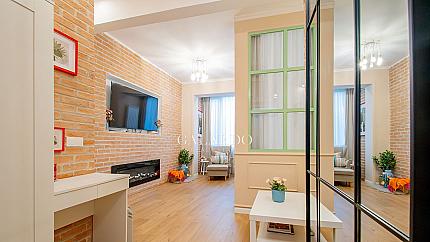 Двустаен  апартамент за продажна  на метри от ул. Оборище