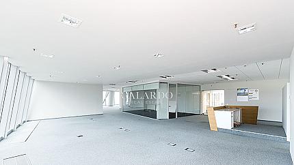 Office in business building, A-class