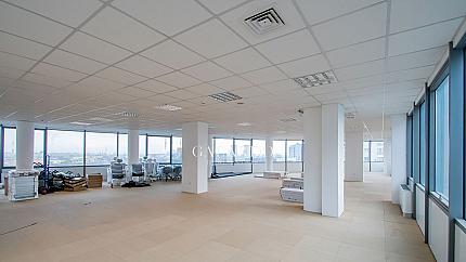 Office in a luxury office building in the district Druzhba 2