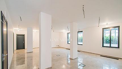 Retail space for rent in Oborishte District