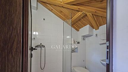 Романтичен мезонет с две спални под наем в сърцето на Стария Град