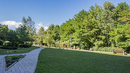 Fully furnished one bedroom apartment in a gated complex