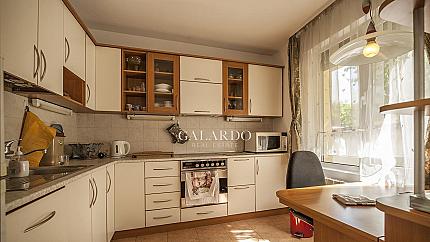 Detached house in Reduta district