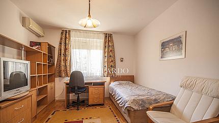 Detached house in Reduta district