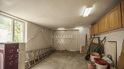 Detached house in Reduta district