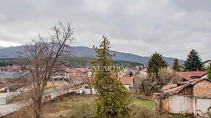 Spacious three-bedroom apartment in Knyazhevo district