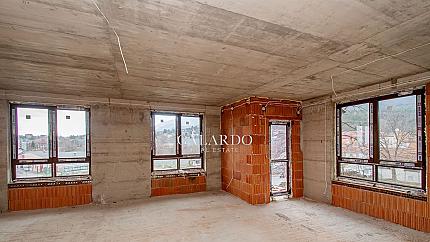 Spacious two-bedroom apartment in Knyazhevo district