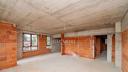 Spacious two-bedroom apartment in Knyazhevo district