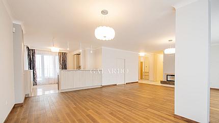 Luxury penthouse with unique panoramic views in a gated complex, Boyana