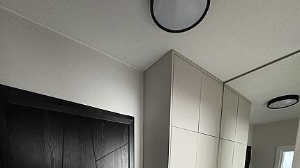 Луксозно обзаведен двустаен апартамент в кв. Малинова долина