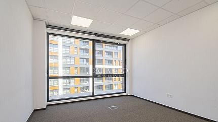 Spacious office with a panoramic view on "Simeonovsko Shosse" Blvd.
