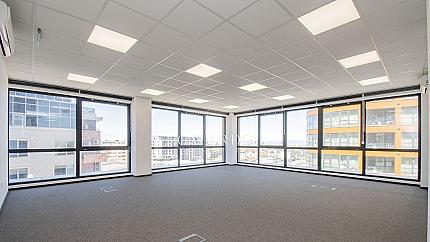 Spacious office with a panoramic view on "Simeonovsko Shosse" Blvd.