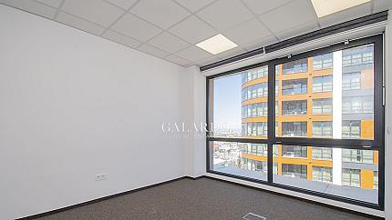 Spacious office with a panoramic view on "Simeonovsko Shosse" Blvd.