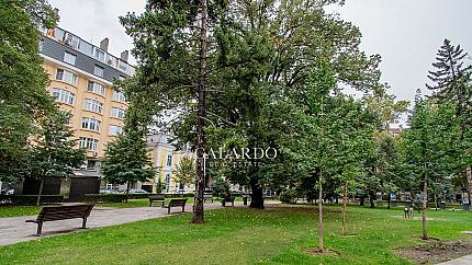 Exceptionally valuable property in the TOP center - the "Crystal" garden