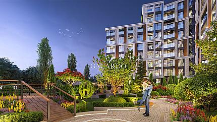 Two-bedroom apartment with yard in the Poligona neighborhood