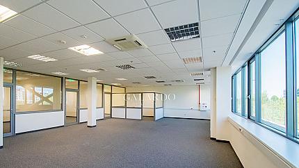 Офис в сграда клас B в района на Летище София