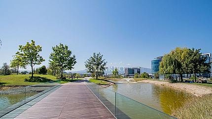 Office in a class B building in a large office complex