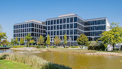 Office in a class B building in a large office complex